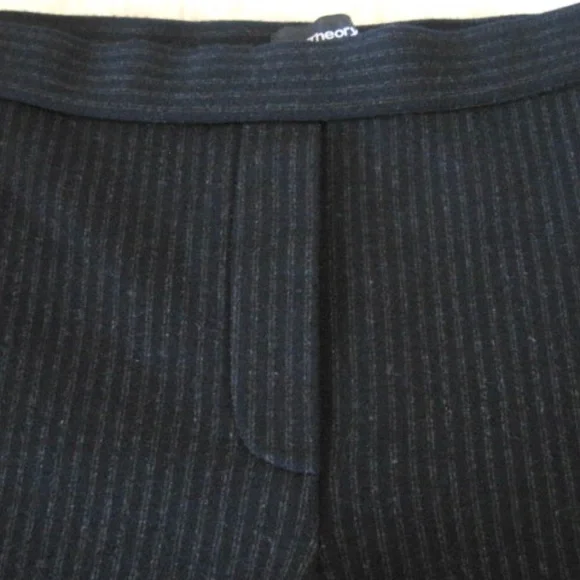 Theory Cropped Pinstripe Pant - Picture 6 of 9
